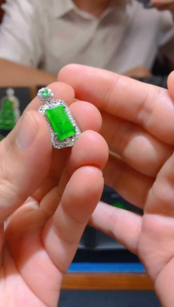 翡翠挂件未镶嵌L07天然A货翡翠未镶嵌