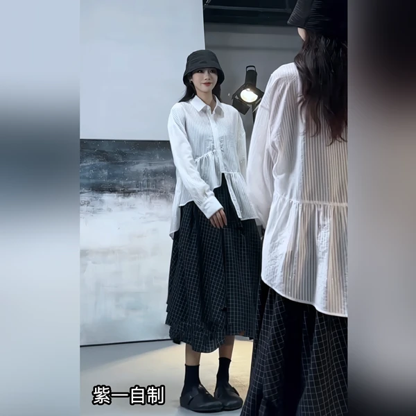 7月旻旻家【清】夏季不规则褶皱烫钻防晒衬衫女（20147）