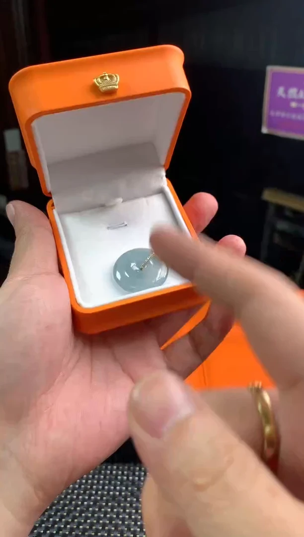 定制翡翠18K金镶嵌--50086