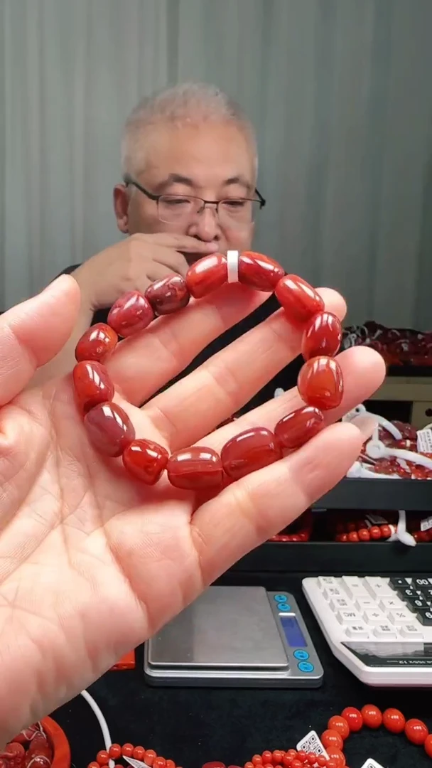 未镶嵌多样性发一件南红玛瑙11mm原矿九口随型手串