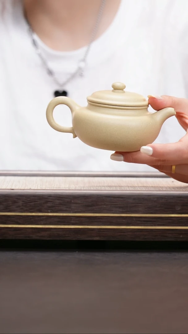 茶壶紫砂本山绿泥 仿古