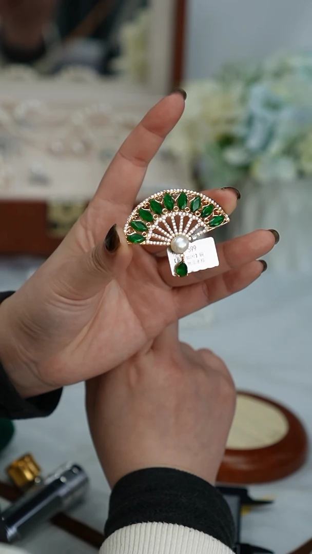【闪购商品】淡水珍珠胸饰合金胸针 8-9mm