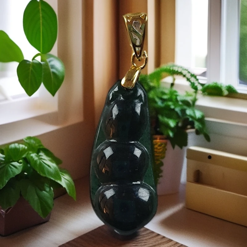 天然翡翠A货福豆吊坠(多样性发其一件)#翡翠#时尚