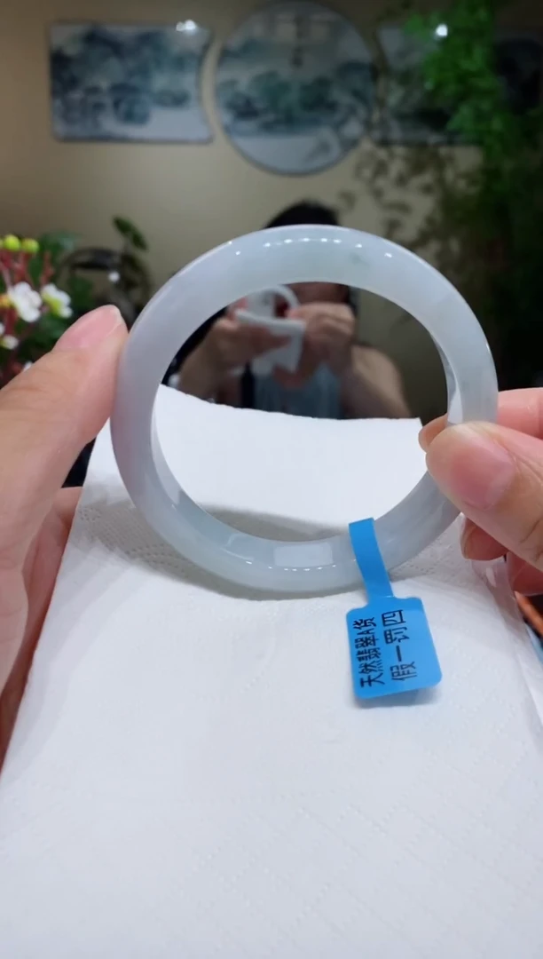 翡翠手镯未镶嵌圈口58.2