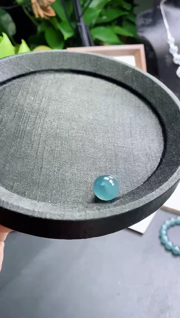 翡翠未镶嵌颈饰0684538240