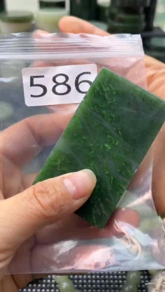 未镶嵌和田玉珠宝半成品牌子