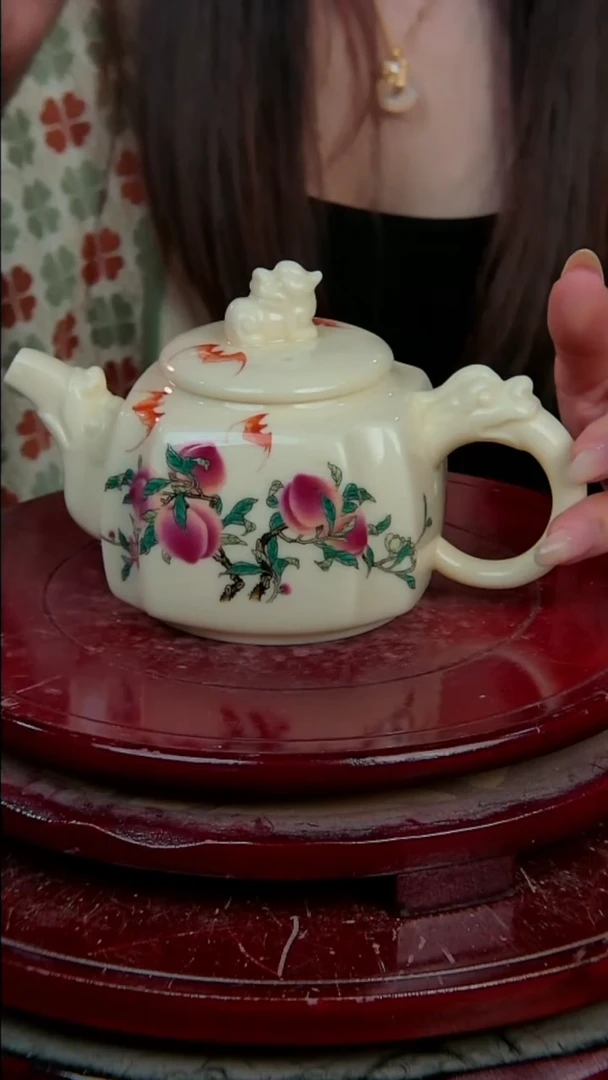 摆件陶景德镇陶瓷摆件黄稀土寿桃龙壶