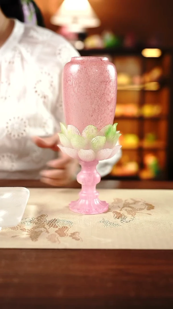 闪购宝莲灯淡绿色
