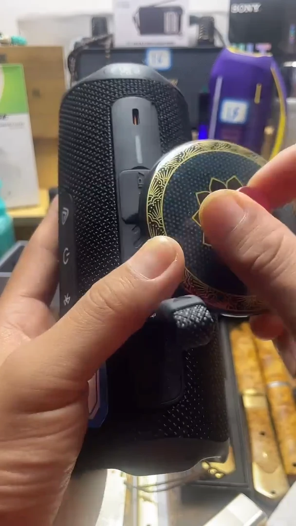 瓷片闪购商品 如图所示