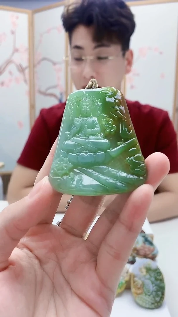 未镶嵌定制翡翠5140lr-毛货挂件190