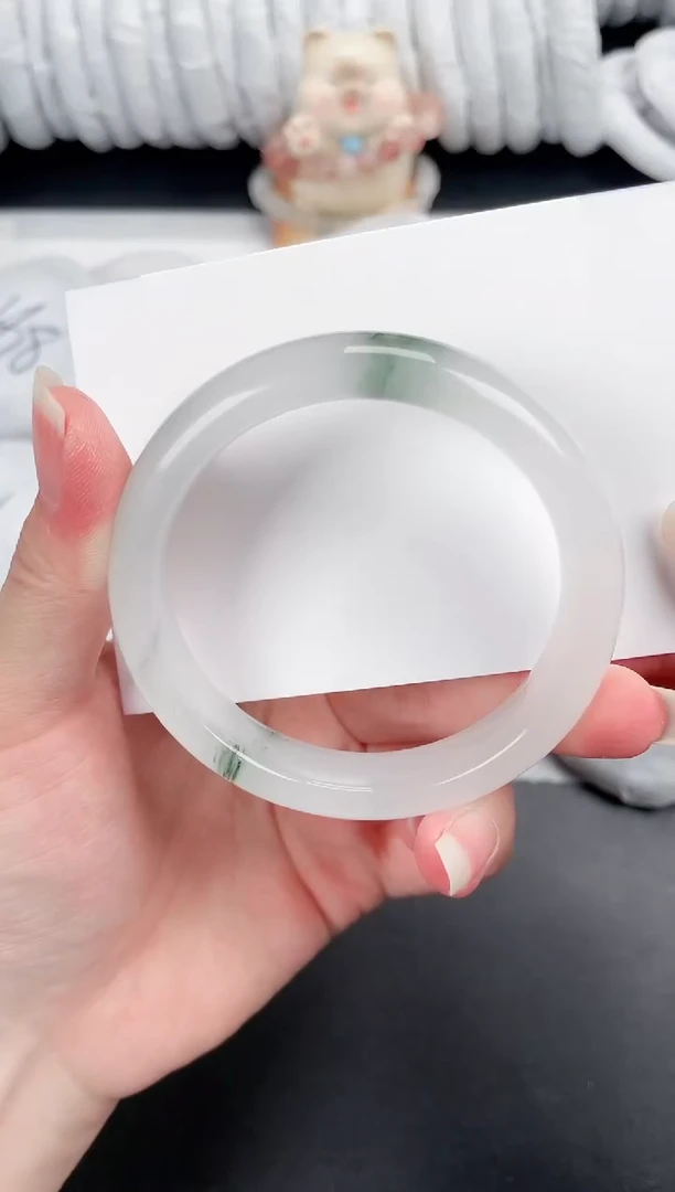 石英质玉手镯未镶嵌31-57