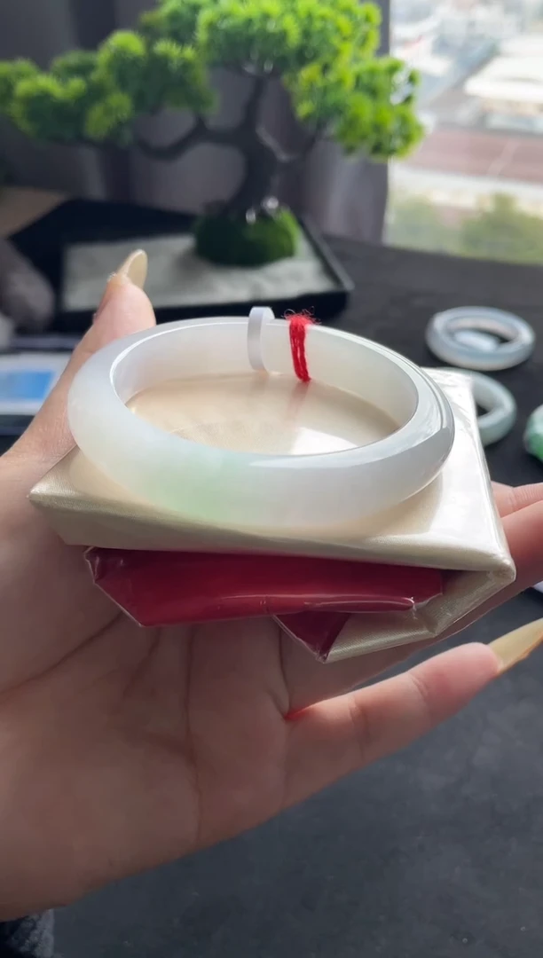 未镶嵌手镯翡翠三天鉴赏期