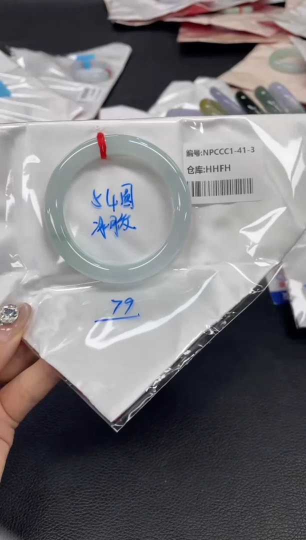 未镶嵌手镯翡翠翡翠手镯