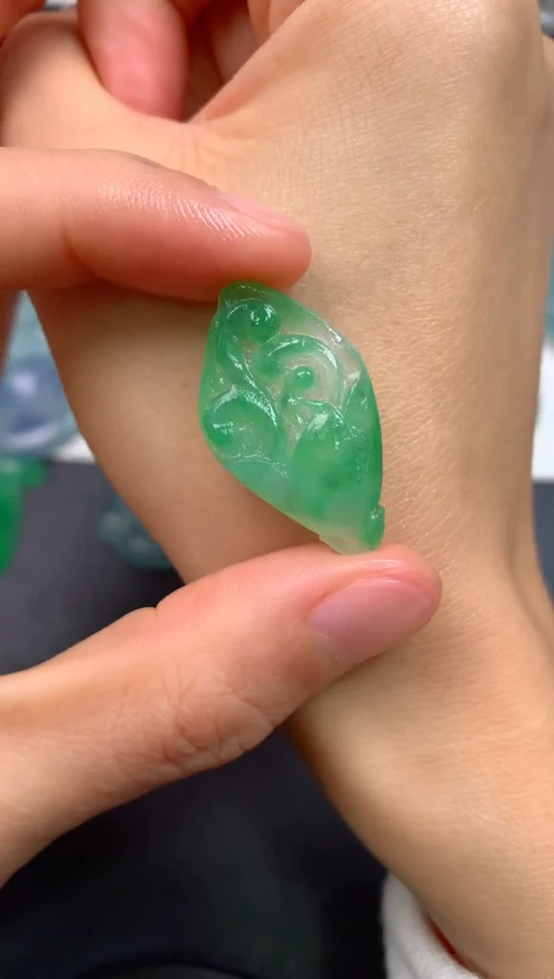 【闪购商品】定制翡翠未镶嵌0514982442