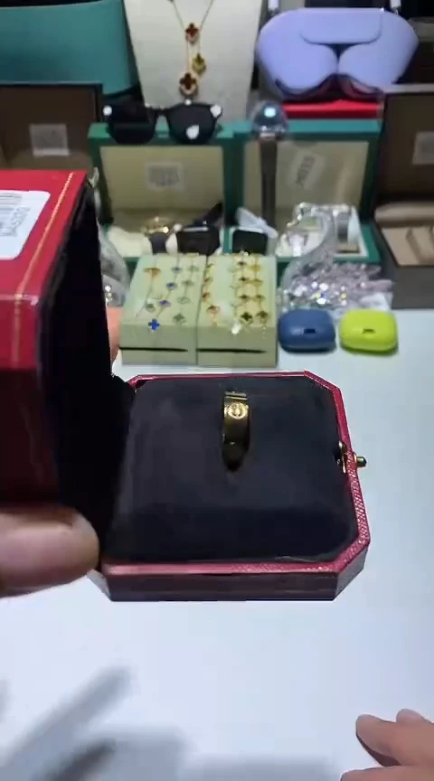 瓷片生活的本意就是开心@@1