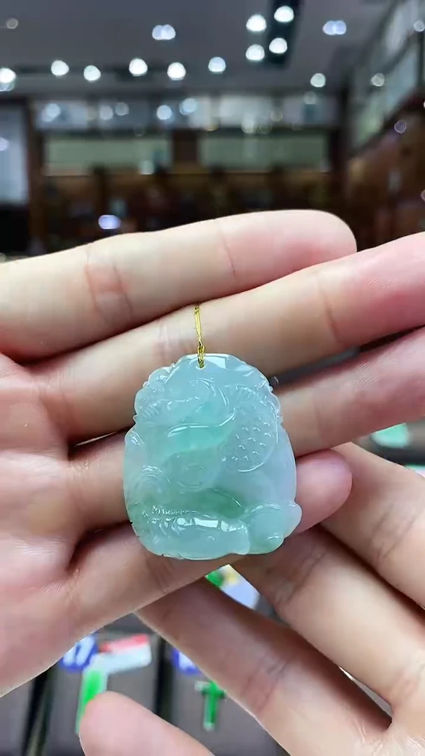 颈饰未镶嵌翡翠花件