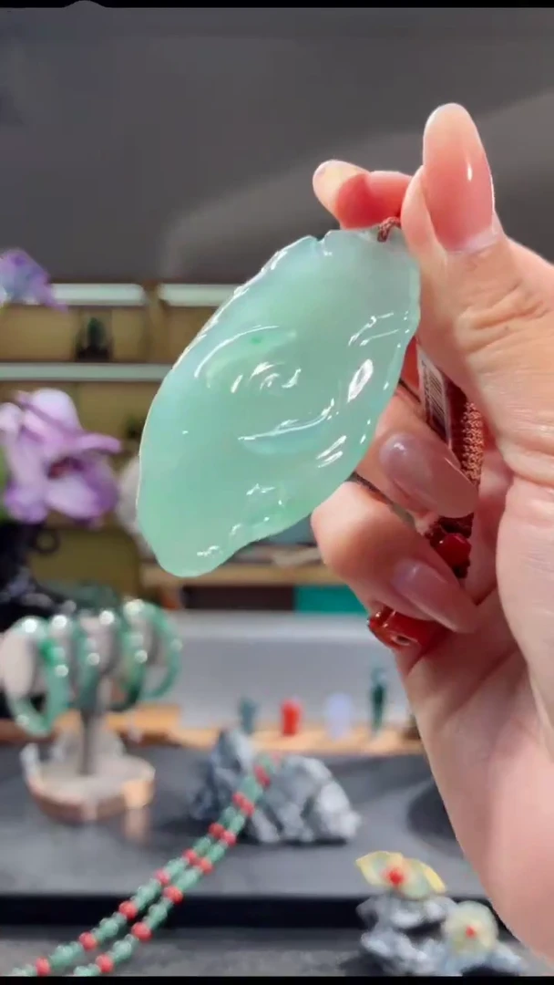 吊坠(不含链)未镶嵌翡翠乾坤鱼