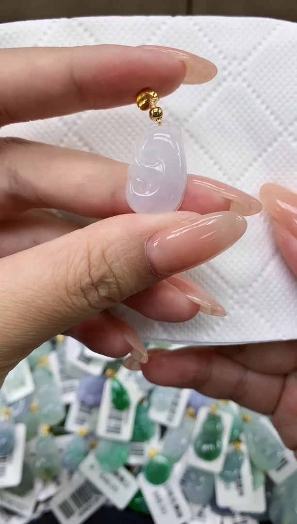 颈饰未镶嵌翡翠11111111111