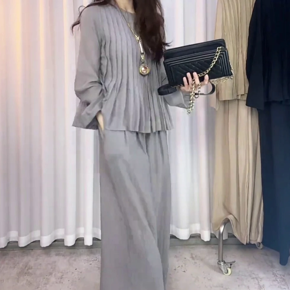 慵懒风松弛休闲套装女2025春季新款宽松压褶上衣阔腿裤显瘦两件套