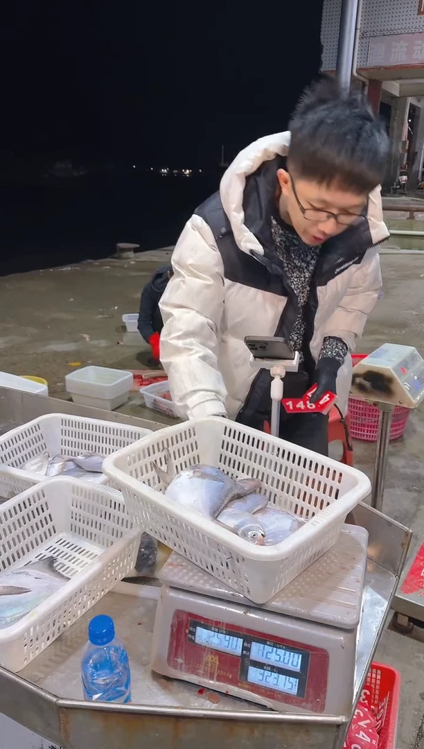 中国大陆东*白仓1111111111111111