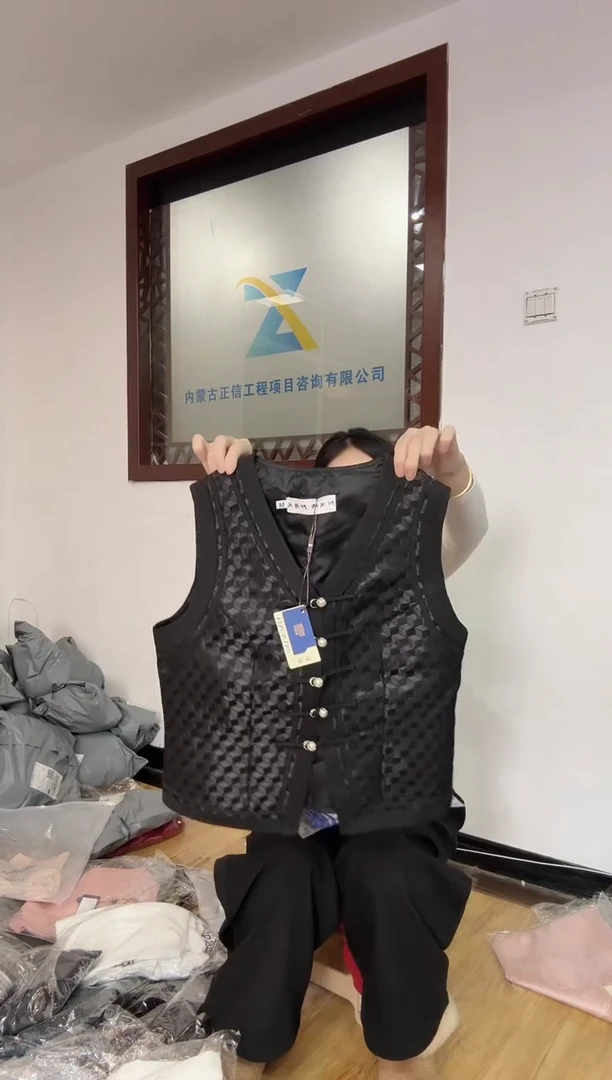 马甲   M 105斤以里