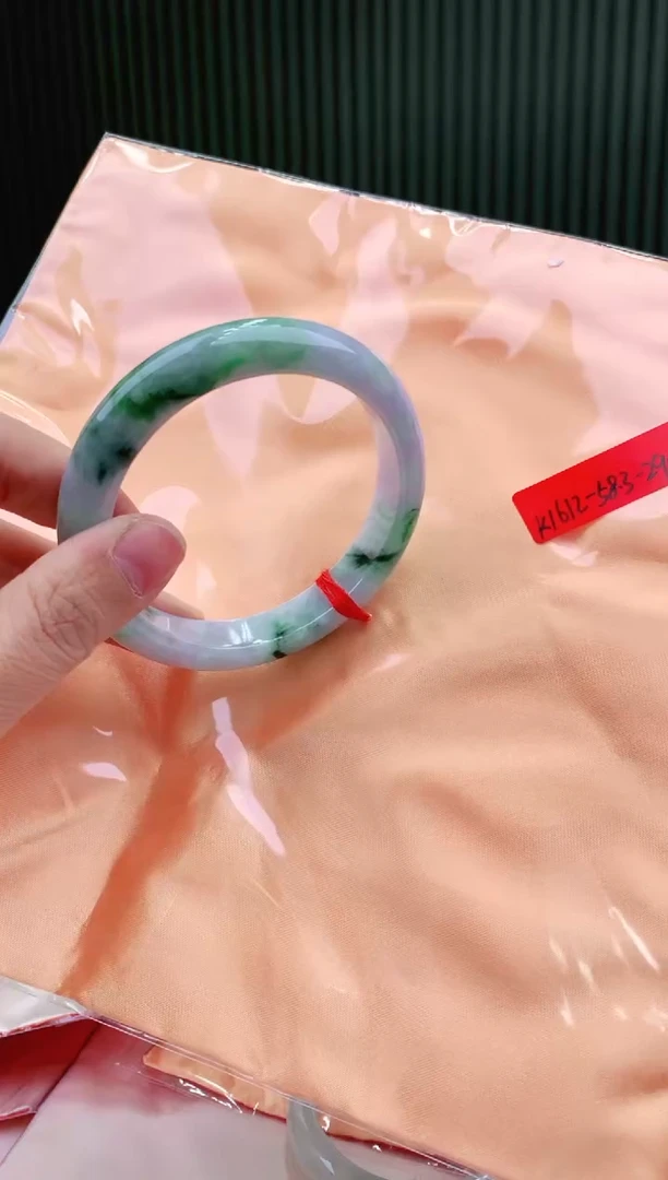 未镶嵌手镯翡翠111