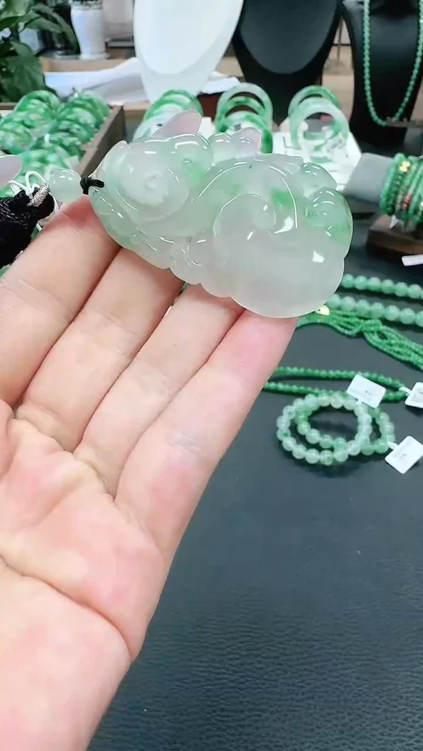 未镶嵌1石英质玉（非洲翠）/0619