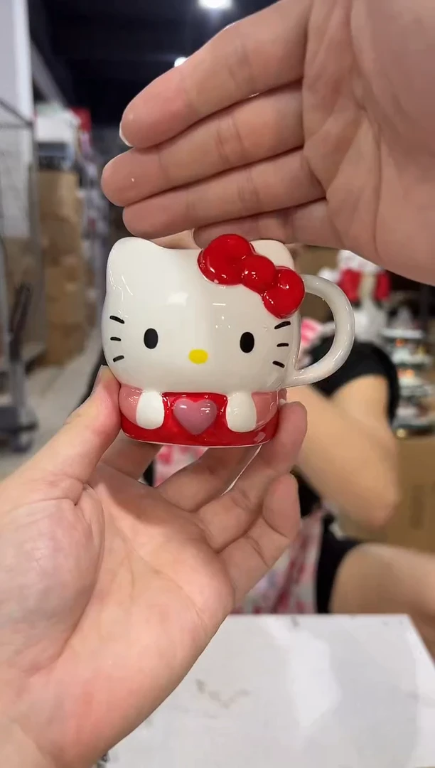 瓷片新款kt猫抱爱心一口杯微瑕
