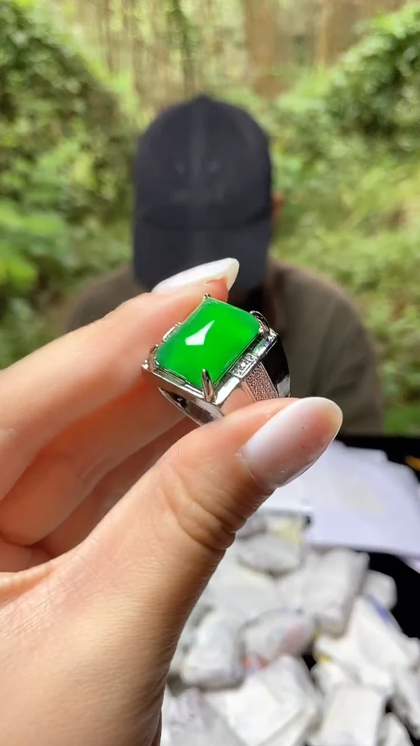 满色吊坠  所见即所得！