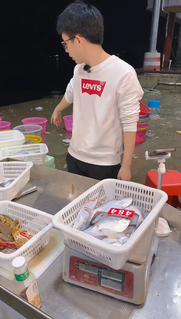 中国大陆任***下白仓111111111111111