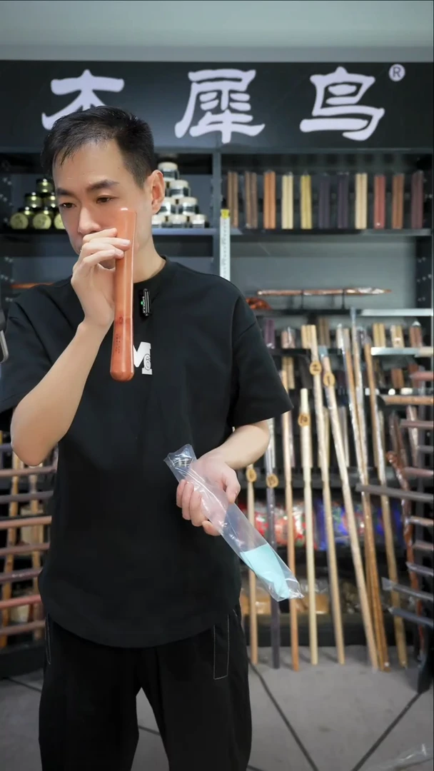 木浪**语手作木制雕刻品