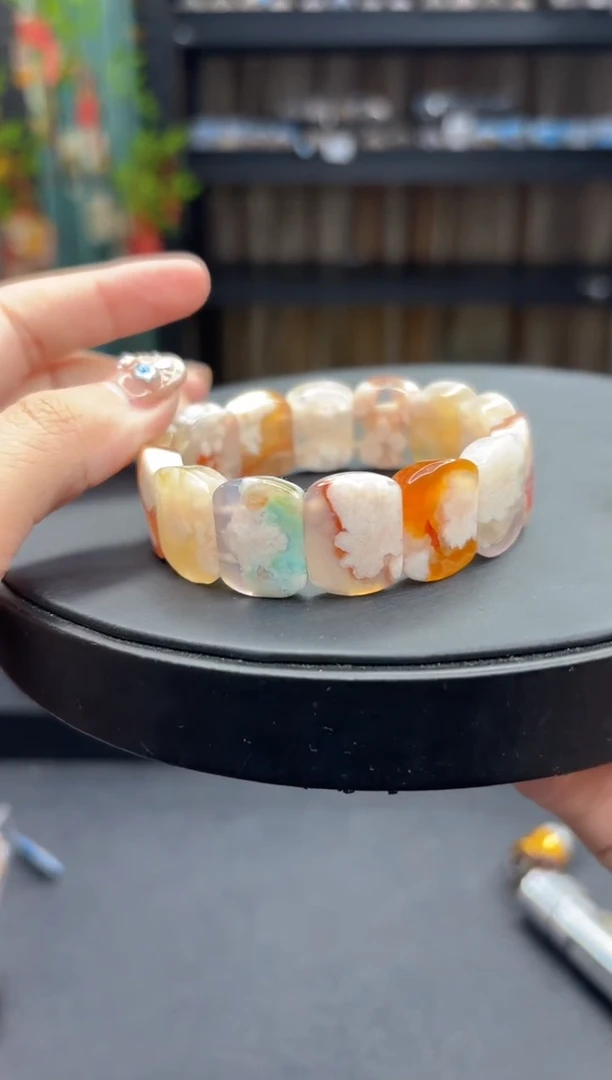 【闪购商品】石英质玉手串未镶嵌529