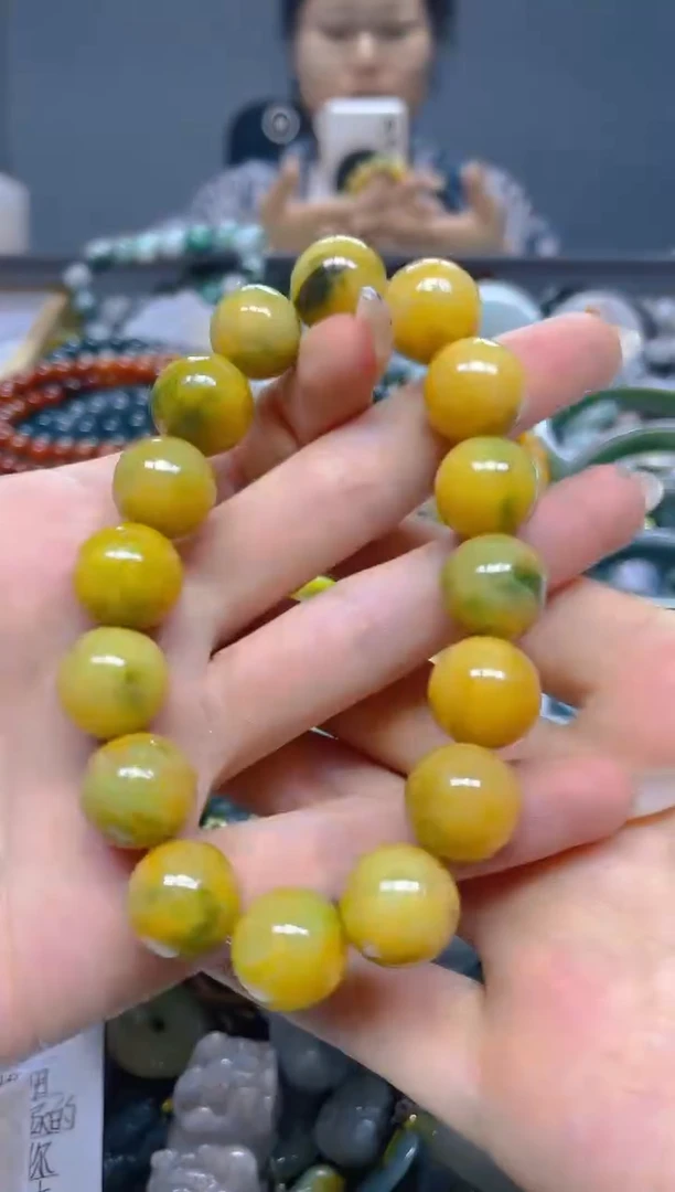 颈饰未镶嵌翡翠13MM/ M /翡翠A货，一件也是批发价