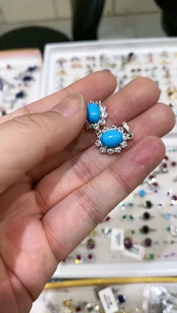 【闪购商品】蓝宝石颈饰银S925镀金镶嵌蓝松