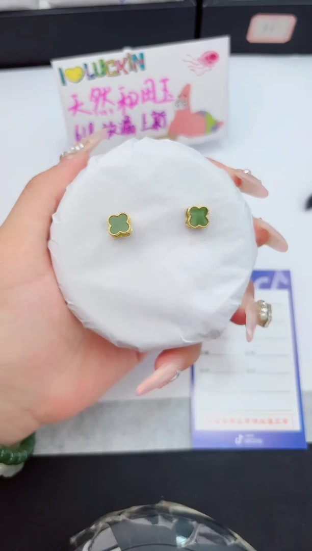 和田玉未镶嵌耳钉555嗨购微色差T