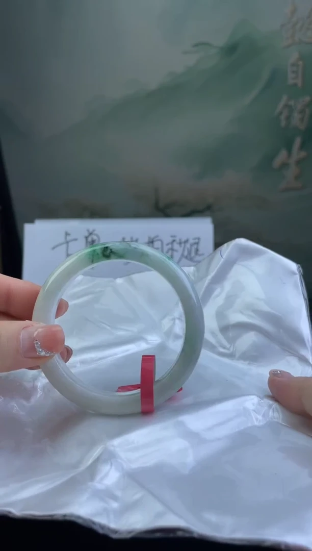 翡翠手镯未镶嵌5翡翠手镯