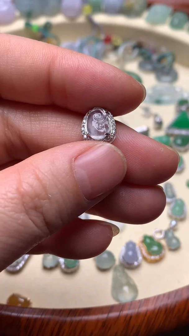 【闪购商品】翡翠颈饰银S925镶嵌翡翠镶嵌如意