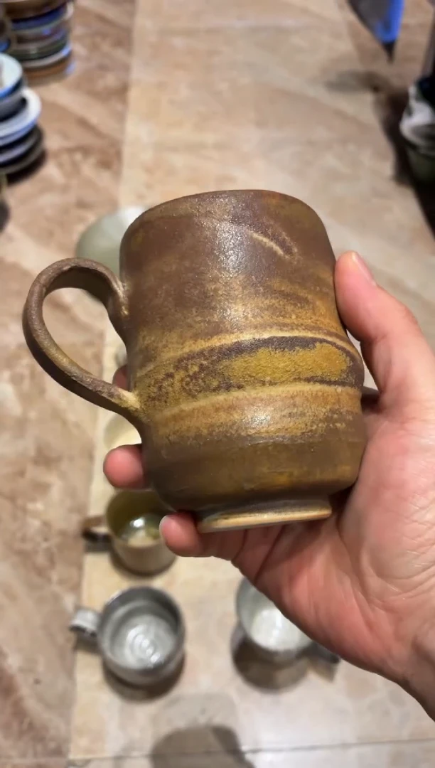 瓷片氵746  微瑕磨砂咖色咖啡杯1个