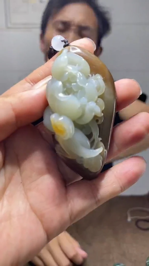未镶嵌和田玉把件1