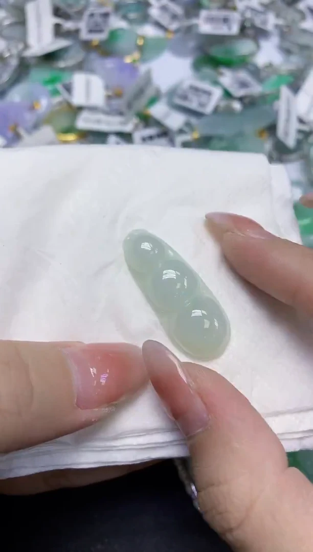 颈饰未镶嵌翡翠天然缅甸翡翠A货百元以上9元证书费自理