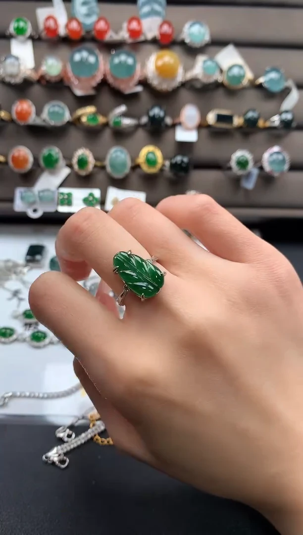 【闪购商品】翡翠戒指银S925镶嵌21321321