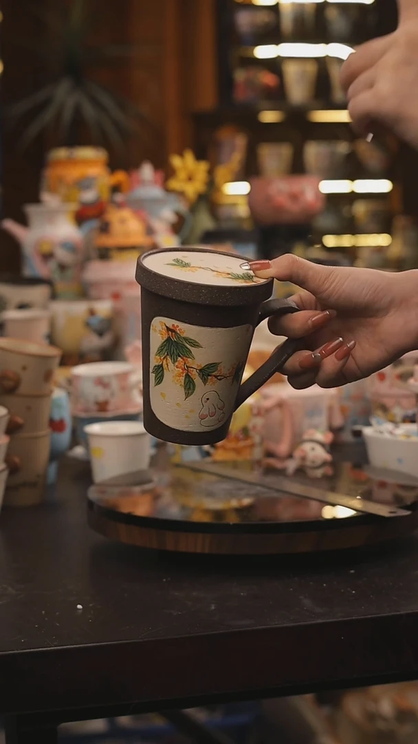 景德镇釉下彩绘设计师款式陶瓷