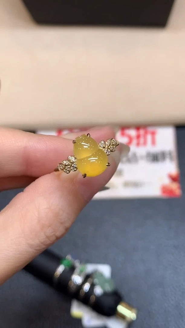 18K金镶嵌戒指翡翠13【无服务费葫芦【无服务费