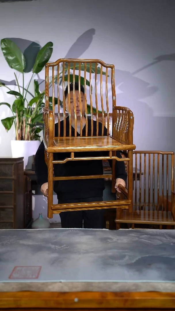 金丝楠拆房老料虎皮纹精工榫卯梳背椅