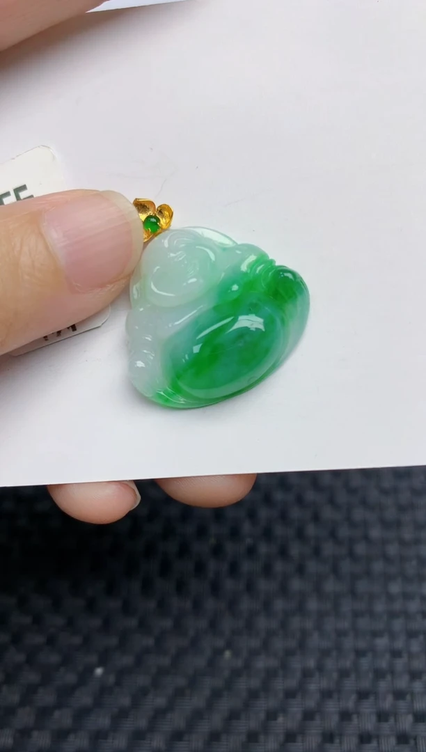 翡翠18K金镶嵌颈饰天然A货翡翠