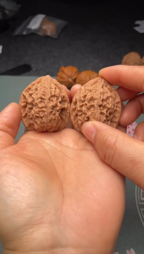 把件文玩核桃w365  牡丹 41尺