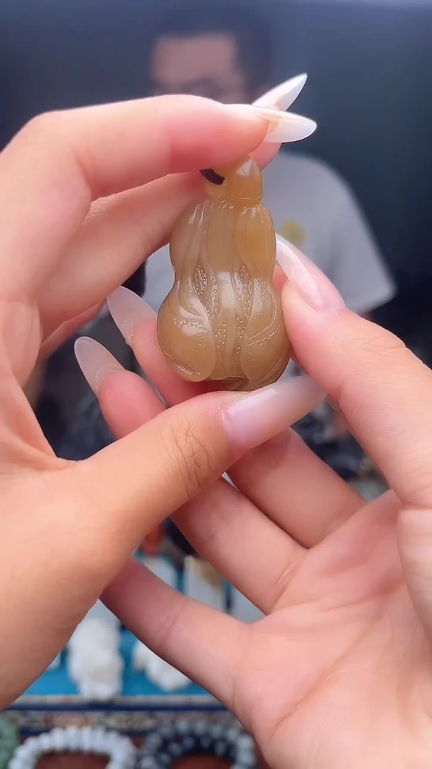 未镶嵌和田玉挂件1