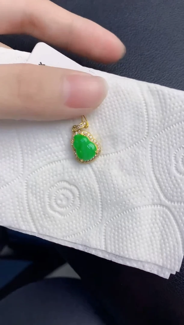 颈饰未镶嵌翡翠天然翡翠缅甸A货