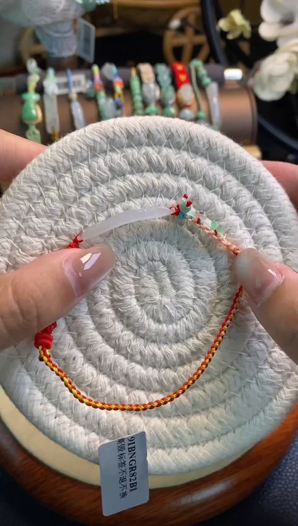 颈饰未镶嵌翡翠净货15586