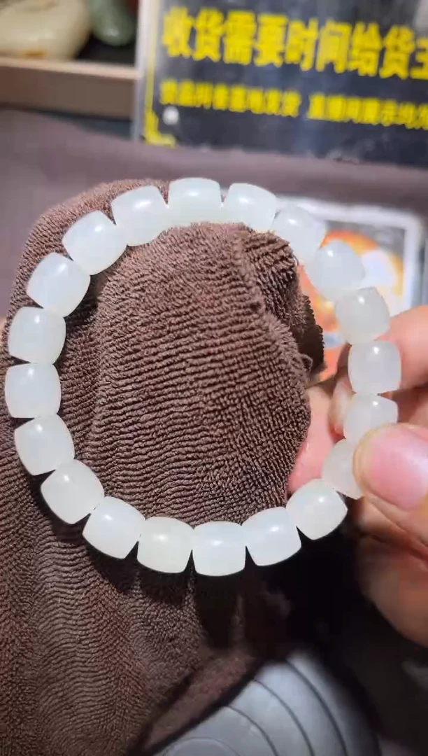 未镶嵌和田玉挂件YL-WW-10.6-7